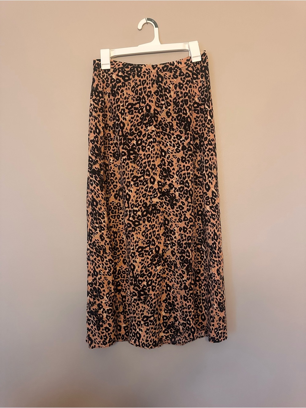 Wilfred by Aritzia leopard-Print Long Skirt in Tan and Black